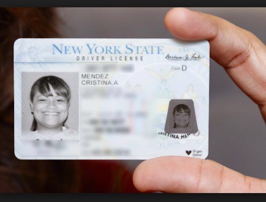 Destaca en concreto que al entrar en vigencia la ley haría elegibles para solicitar el carné a unos 752.000 inmigrantes en Nueva York mayores de 16 años y a unos 444.000 en Nueva Jersey.