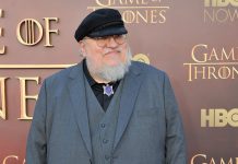 George R.R. Martin desmiente haber acabado libros finales de Game of Thrones Martin hace notar su enfado por las "locas historias" que están proliferando y asegura, "para que conste en acta": "No, 'The Winds of Winter' y 'A Dream of Spring' no están acabados.