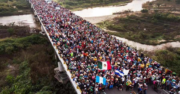 La población actual del país ha alcanzado los 328 millones de personas y la Oficina del Censo calcula que llegará a los 404 millones de personas en 2060.