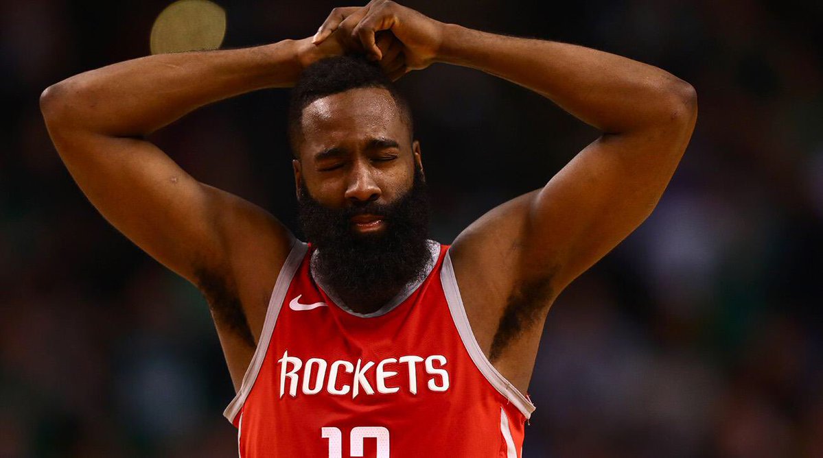 James Harden, la estrella de los Rockets de Houston, se mostró crítico y frustrado por la nueva eliminación que sufrieron ante los Warriors.