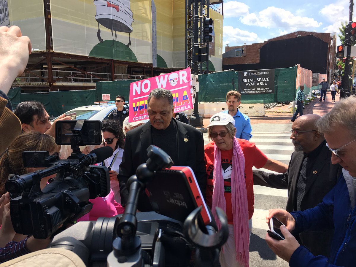 El reverendo y defensor de derechos humanos Jesse Jackson.