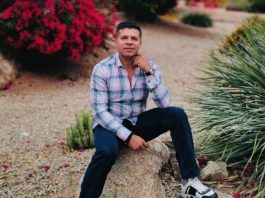 Jorge Medina, antiguo líder vocal de La Arrolladora Banda El Limón, afirma que los músicos del género regional mexicano son "muy cerrados" .