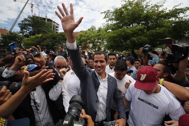 Guaid&oacute; asisti&oacute; a una concentraci&oacute;n este s&aacute;bado en la Plaza Alfredo Sadel en Caracas (Venezuela).