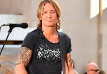 Latino salva concierto de Keith Urban sin saber que era el cantante Keith Urban tenía previsto un concierto el domingo en el festival SunFest 2019.