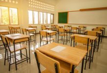 Los docentes en las escuelas públicas de California no contribuyen al fondo estatal de seguro por incapacidad y, por lo tanto, no reciben los beneficios del programa.