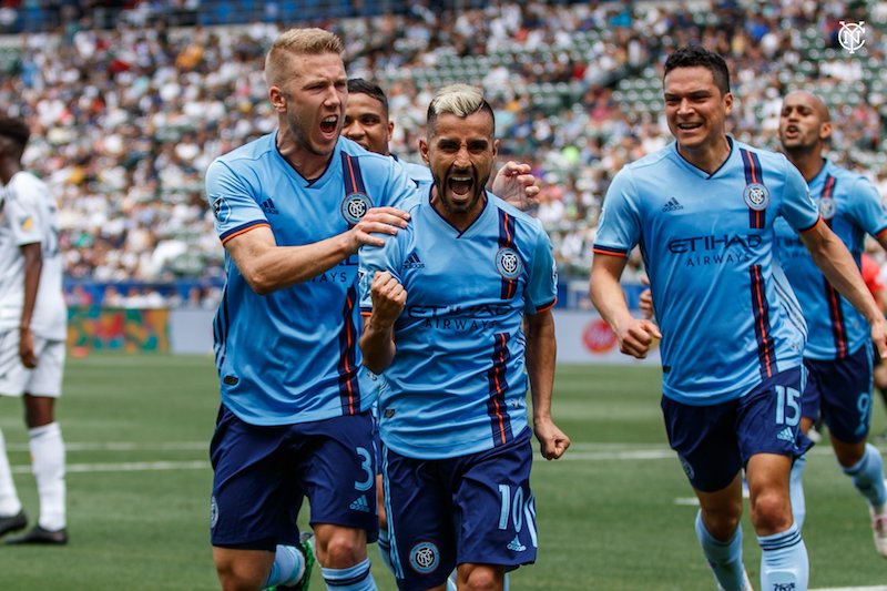 New York City FC vence y desciende al LA Galaxy.