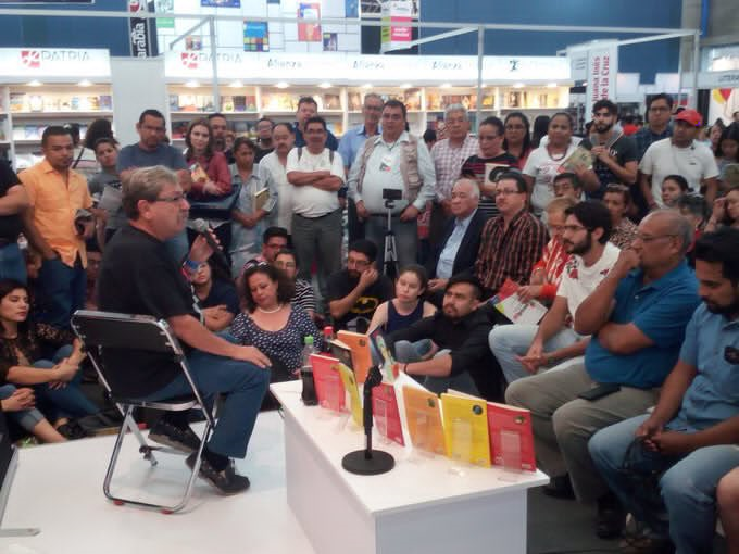 Paco Ignacio Taibo II hace balance: "la burocracia que heredamos es infame".