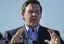 Gobernador y alcaldes rechazan plan de envío de indocumentados a Florida El republicano reiteró su disposición de trabajar "constructivamente" con el Gobierno Trump y le recordó que Florida ha sido un estado que ha "cooperado" en materia migratoria.