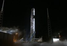 La compañía aeroespacial SpaceX envió desde Cabo Cañaveral un cohete Falcon 9 con una cápsula Dragon.
