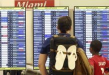 Suspensión de vuelos a Venezuela deja a pasajeros varados en Miami La suspensión de los vuelos permanecerá "vigente indefinidamente".