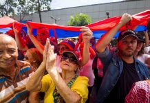 Venezolanos radicados en Miami consideraron "incongruente" que el Gobierno de Donald Trump, por un lado, rechace la "dictadura" de Nicolás Maduro y, por el otro, someta a unos 250.000 ciudadanos de Venezuela a la deportación
