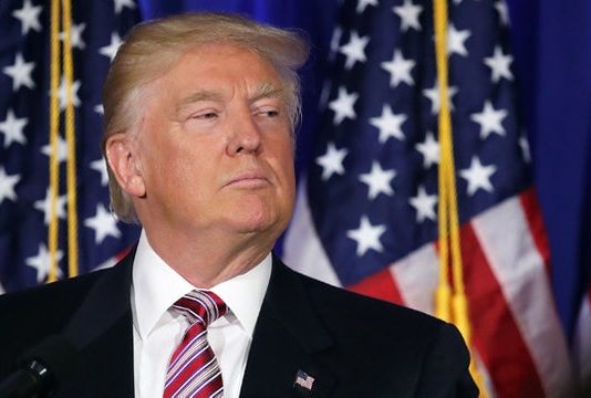 Trump a López Obrador: "Debe recuperar al país de los carteles de narcos" Trump anunció la imposición de aranceles del 5 % a partir del 10 de junio.