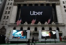 Si bien Uber caía un 0,99 % a mediodía, encadenaba un 2 % de ganancias en la última semana, en tanto que Lyft caía un 1,47 % y sus títulos se cotizaban por 54,78 dólares.