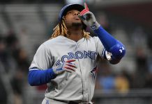 Vladimir Guerrero Jr., conectó par de cuadrangulares, sus primeros dos como profesional.