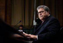Demócratas dan primer paso para acusar de desacato al fiscal general Fiscal general, William Barr.