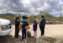 Las detenciones de inmigrantes en la frontera de Estados Unidos con México subieron a 132.887 en mayo, según datos publicados este miércoles por el Gobierno estadounidense, lo que da nuevos argumentos al presidente, Donald Trump, en sus amenazas de imponer aranceles al país vecino.