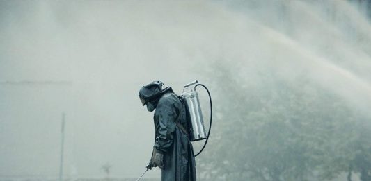"Chernobyl" no tendrá una segunda temporada porque "es importante parar a tiempo", aseguró el productor de la popular miniserie de HBO, Craig Mazin.
