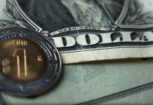 Desacelera el crecimiento económico, desestimula la inversión y desalienta a los consumidores.