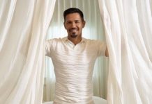 Jay Hernández, protagonista de la serie "Magnum P.I.", dijo que cada vez hay más oportunidades para los latinos en el cine.