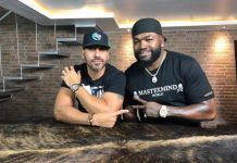 Ortiz fue herido de bala cuando se encontraba en un centro de diversión en Santo Domingo junto al comunicador Jhoel López, quien también resultó herido.