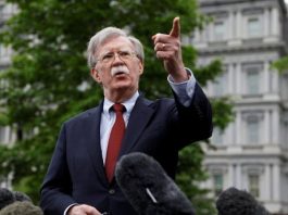 Bolton llega a Israel para reunión tripartita de seguridad con Rusia Bolton llega al país en medio del aumento de la tensión regional en el estrecho de Ormuz.