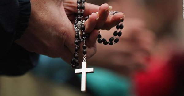 La Conferencia Episcopal ha anunciado desde entonces un plan integral para abordar la "catástrofe moral" que sufre el seno de la Iglesia.