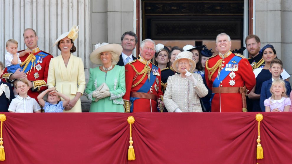 La realeza brit&aacute;nica celebra los 93 a&ntilde;os de Isabel II con un desfile de gala.