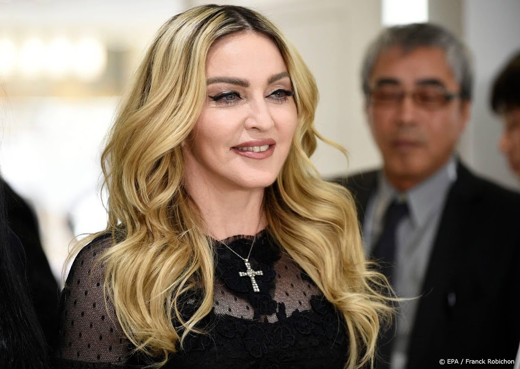 Madonna La reina del pop Madonna ha revelado que cuando trabajó en 1991 con Harvey Weinstein, el poderoso productor de Hollywood acusado de abusos sexuales, este