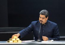 Maduro vendió 7,4 toneladas de oro venezolano en África, según diario La liquidación de las reservas de oro es una de las maneras de Maduro de mantenerse al frente del Gobierno.