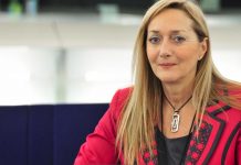 Anuncian declaración de culpabilidad de ex-oficial de la Autoridad Portuaria Marlene Mizzi, quien trabajó por 35 años en la Autoridad Portuaria de NY y NJ, se declaró culpable de mala-conducta y de recibir sobornos y comisiones ilegales.