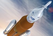 El manejo de los costos y las demoras persistentes en los programas de la agencia espacial NASA, "intensifican las preocupaciones" sobre sus métodos de gestión.