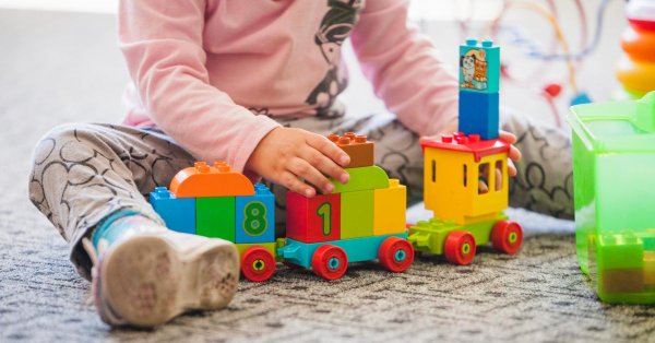 Los niños con diabetes tipo 1 en México suelen ser incomprendidos y discriminados en los centros de cuidado.