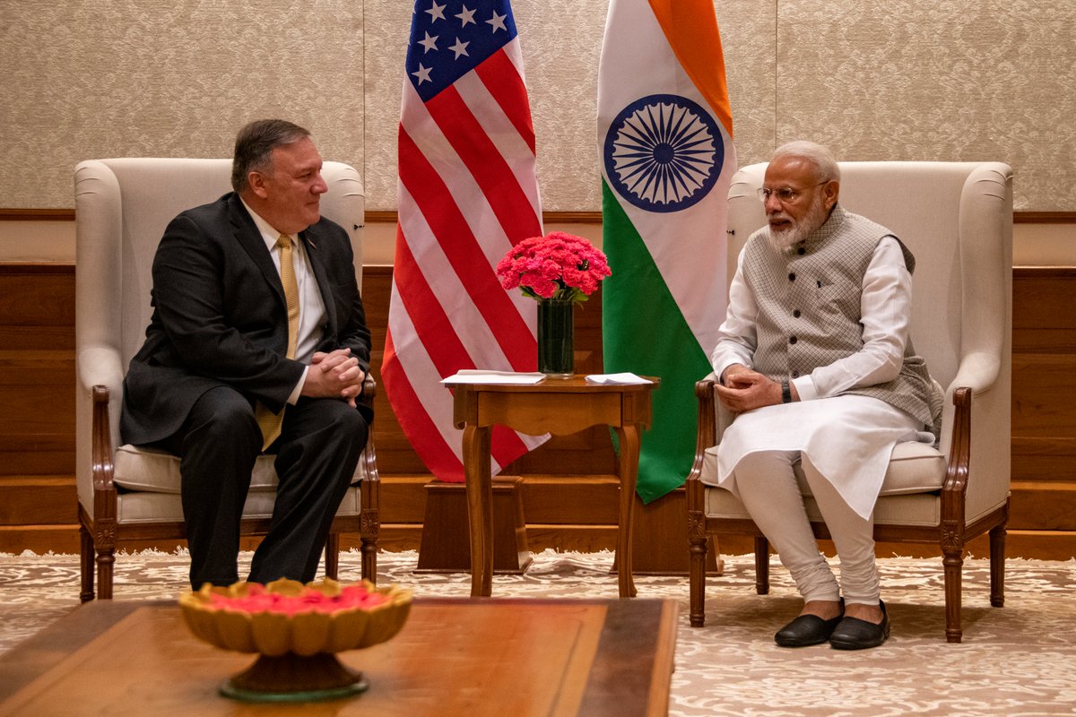 El secretario de estado, Mike Pompeo y el primer ministro indio, Narendra Modi.