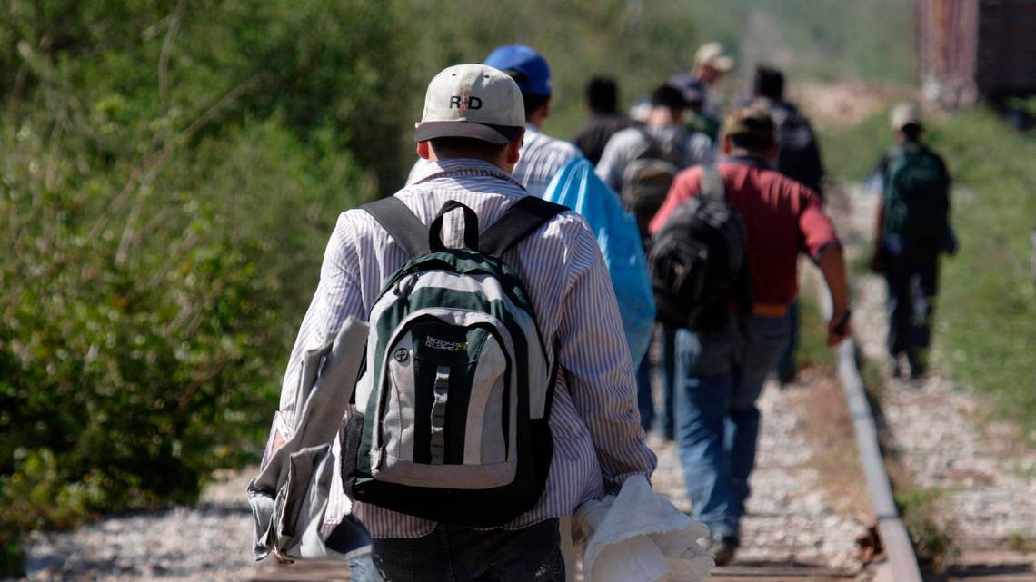 Miles de inmigrantes de los tres países centroamericanos se han movilizado desde octubre de 2018 en caravanas con la idea de llegar a Estados Unidos de manera ilegal.