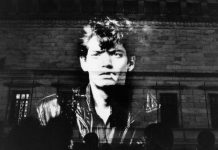 Cuando un museo cede a las presiones políticas por mostrar "basura inmoral" En 1989 las presiones de senadores conservadores forzaron la cancelación de una exposición del fotógrafo Robert Mapplethorpe.