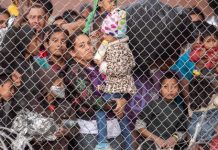 Trump, preocupado por condiciones de centros de detención de inmigrantes Distintos sectores han reaccionado en los últimos días a las denuncias de un grupo de abogados que visitó un centro de detención en la localidad de Clint, en la frontera con México.