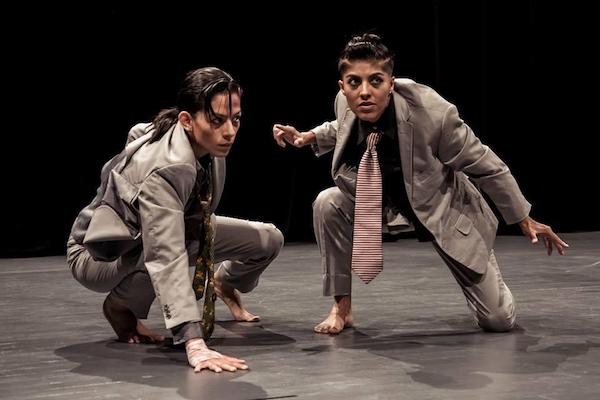 Una escena de &ldquo;Aquer&oacute;n, el r&iacute;o de la tragedia&rdquo; donde destacan Aline L. Bernal y Cinthia P&eacute;rez Navarro.