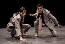 Una escena de “Aquerón, el río de la tragedia” donde destacan Aline L. Bernal y Cinthia Pérez Navarro.