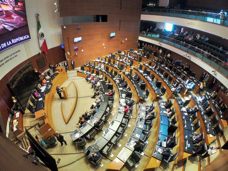 el senado de mexico el Senado de México dio este martes primera lectura al dictamen que ratifica el tratado comercial entre México, Estados Unidos y Canadá (T-MEC), con la expectativa de aprobarlo el miércoles.