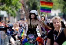Con música, museos y comida con los colores de la bandera arcoíris que simboliza la visibilización del colectivo LGTBI, Nueva York celebra la "Semana Grande" del WorldPride, el Orgullo Mundial