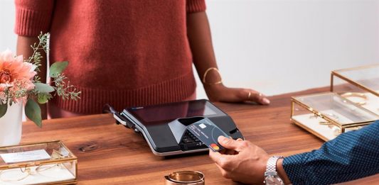 La compañía Mastercard, que ha emitido más de 10.000 de tarjetas prepago sin contacto para beneficio de los fanáticos durante la Copa América Brasil 2019