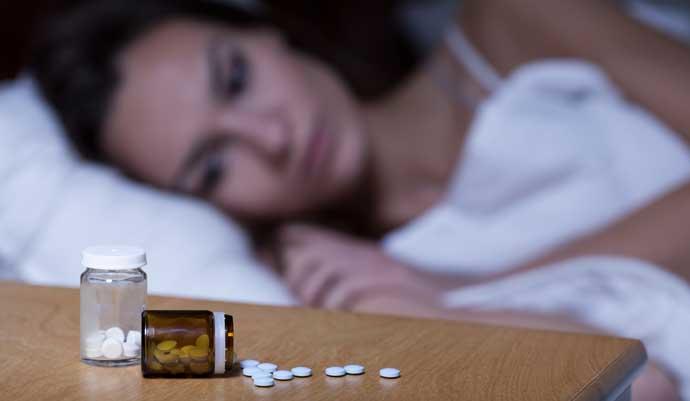 píldoras para dormir Al menos 20 % de los latinoamericanos consume algún medicamento para poder dormir pero este les provoca un sueño artificial y poco reparador, lo cual repercute en su calidad de vida