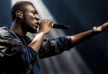 Stormzy, el primer rapero negro en encabezar Glastonbury El joven de origen ghanés, cuyo verdadero nombre es Michael Omari, confesó en su cuenta de Twitter estar "abrumado por las emociones".