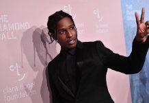 Jefe de cárcel sueca niega que rapero ASAP Rocky reciba trato "inhumano" ASAP Rocky se encuentra en prisión preventiva tras su detención por una pelea callejera.