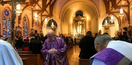 La Archidiócesis de Nueva York presentó una demanda contra una treintena de aseguradoras para que paguen los costes derivados de las denuncias de abusos sexuales a menores dentro del clero