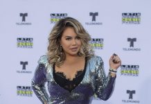 Con disco asomándose en el horizonte y muy feliz por su reciente matrimonio, Chiquis Rivera, que está promocionando el single "Anímate y verás", aseguró a Efe que se encuentra ante una nueva fase