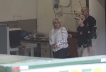El FBI detuvo en su residencia a la exdirectora ejecutiva de la Administración de Seguros de Salud (ASES) en Puerto Rico, Ángela Ávila.