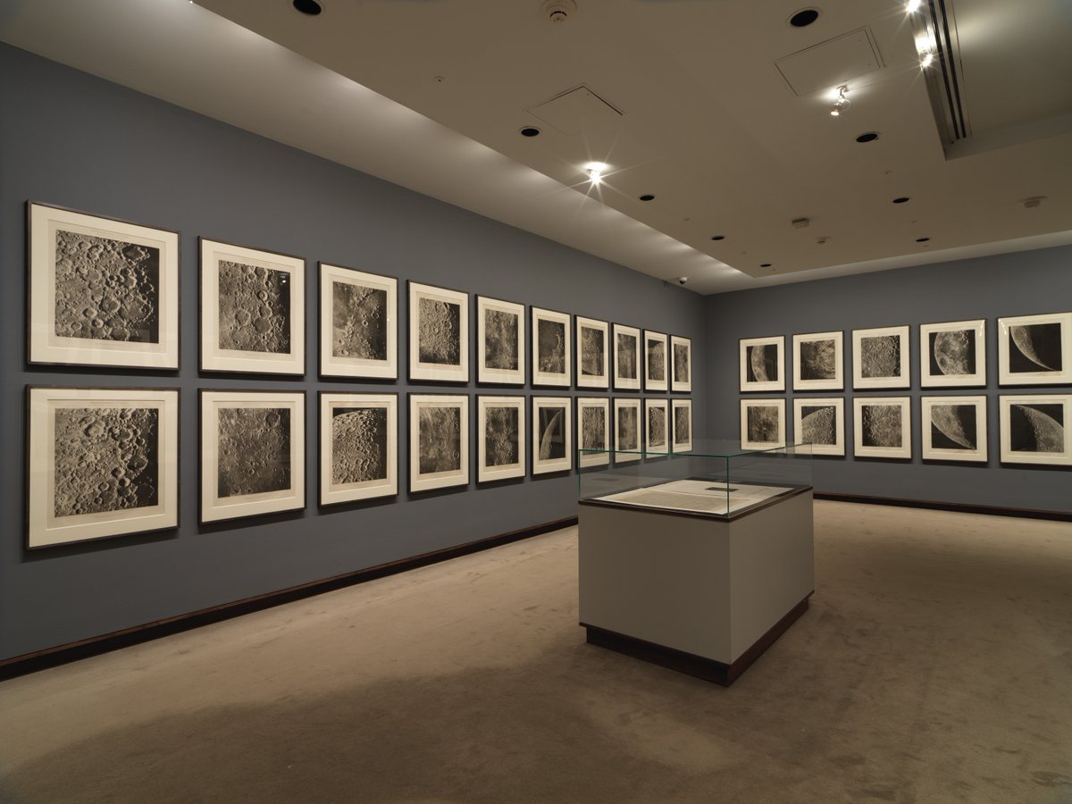 La historia de este sue&ntilde;o es la que cuenta la exhibici&oacute;n "La Musa del Apolo. La Luna en la edad de la fotograf&iacute;a".