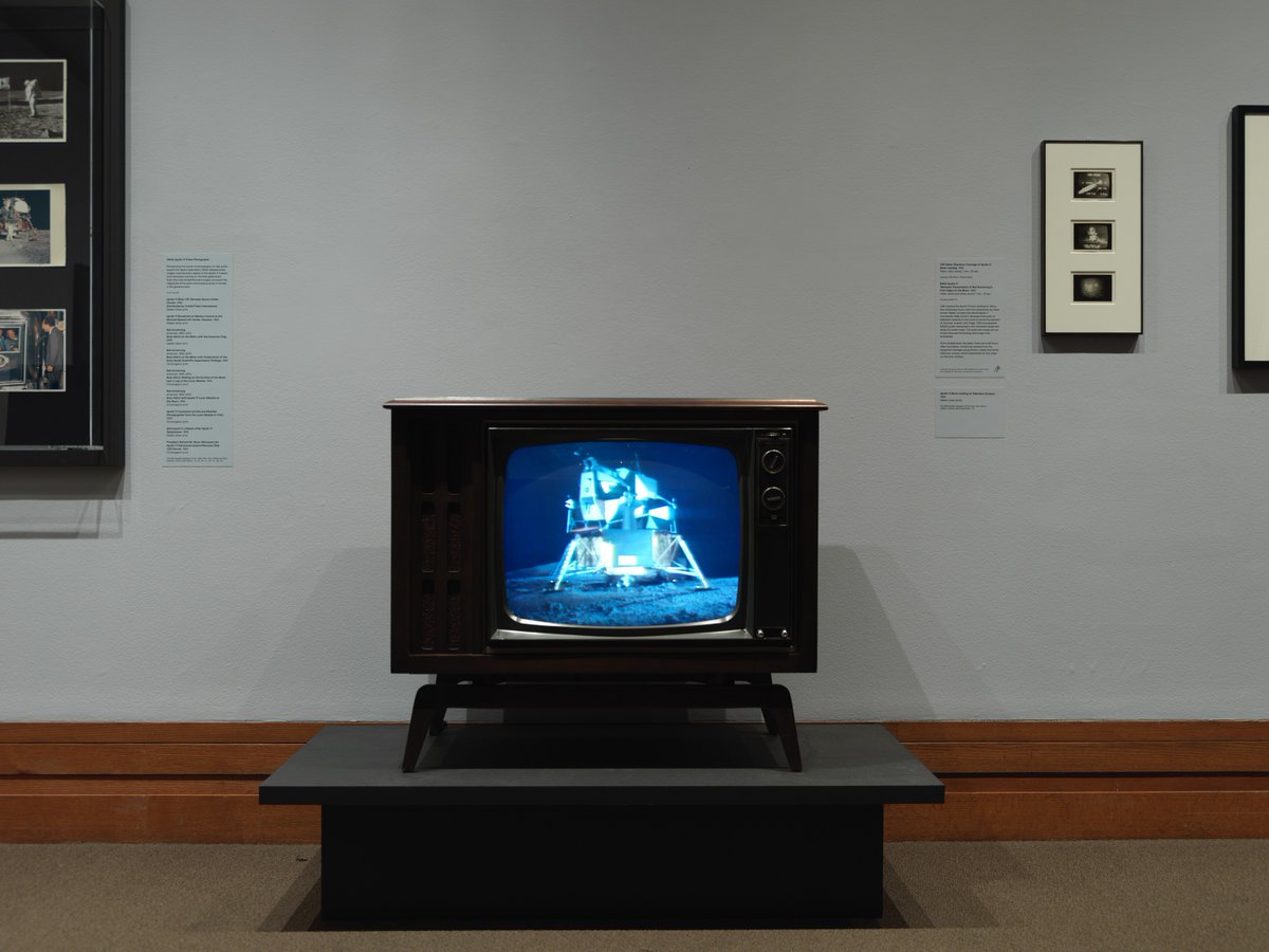 La historia de este sue&ntilde;o es la que cuenta la exhibici&oacute;n "La Musa del Apolo. La Luna en la edad de la fotograf&iacute;a".