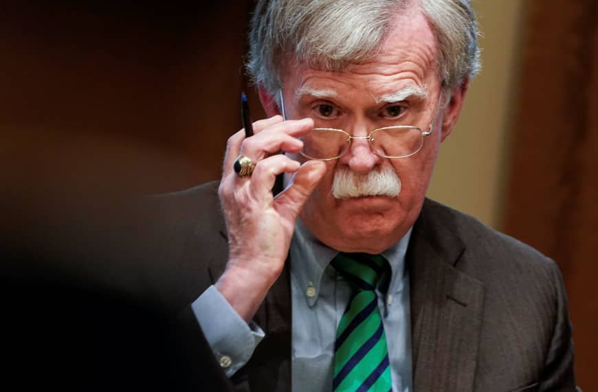 John Bolton, arremeti&oacute; en Twitter contra el diario neoyorquino y consider&oacute; que su art&iacute;culo busca limitar la capacidad de negociaci&oacute;n del presidente Donald Trump.